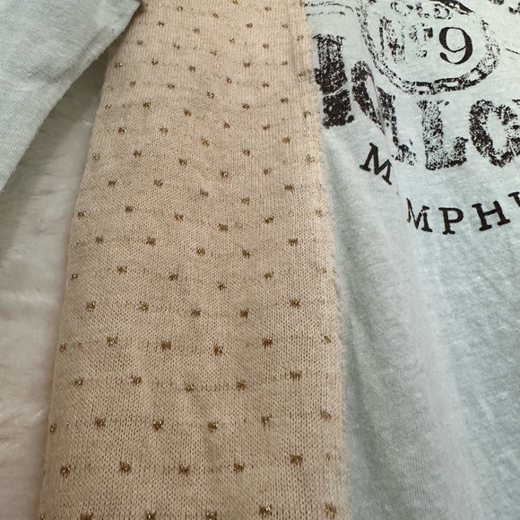 |Sold|  🌔HP🌖  •We The Free• long sleeve - Picture 5 of 7